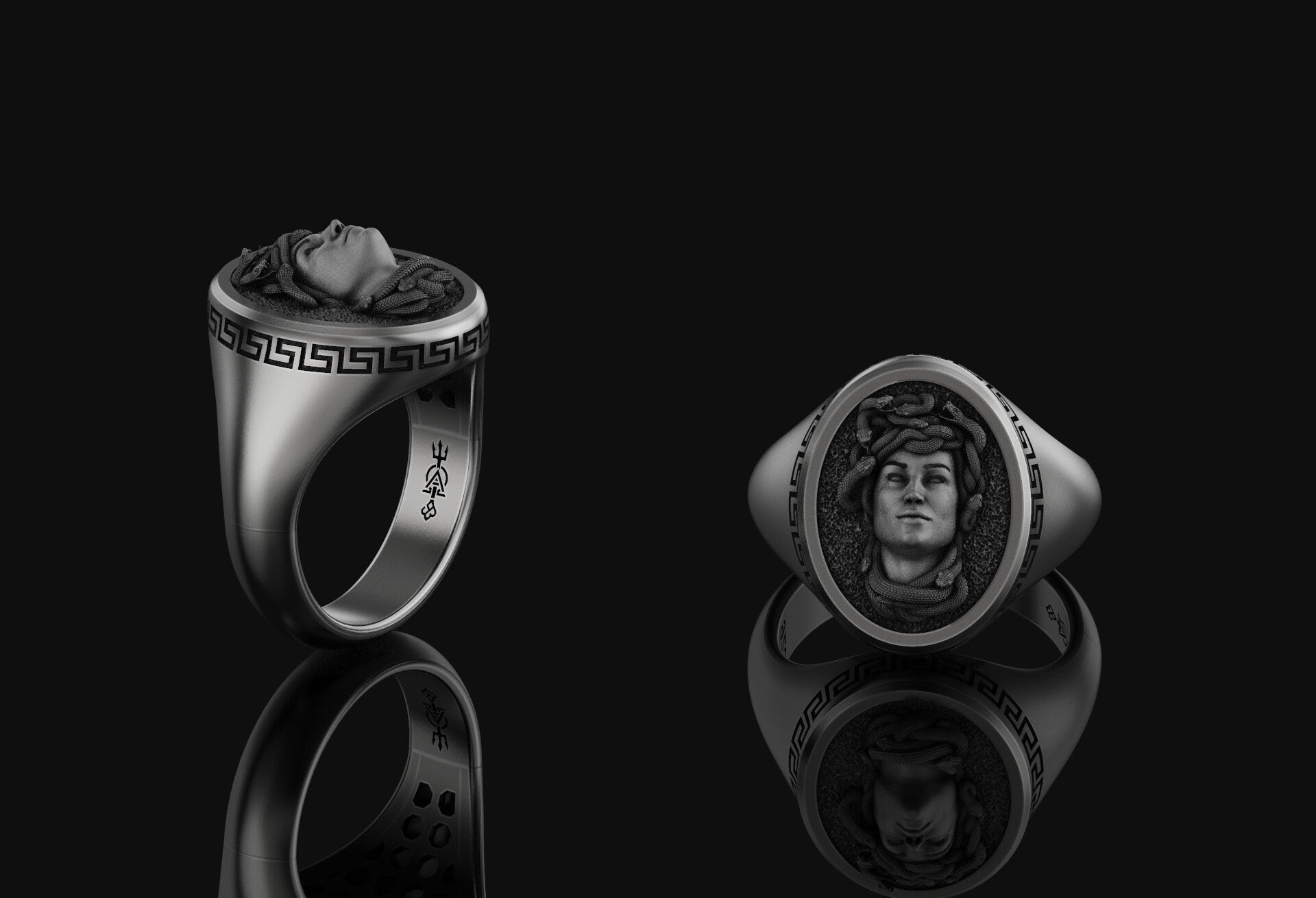 Medusa Ring