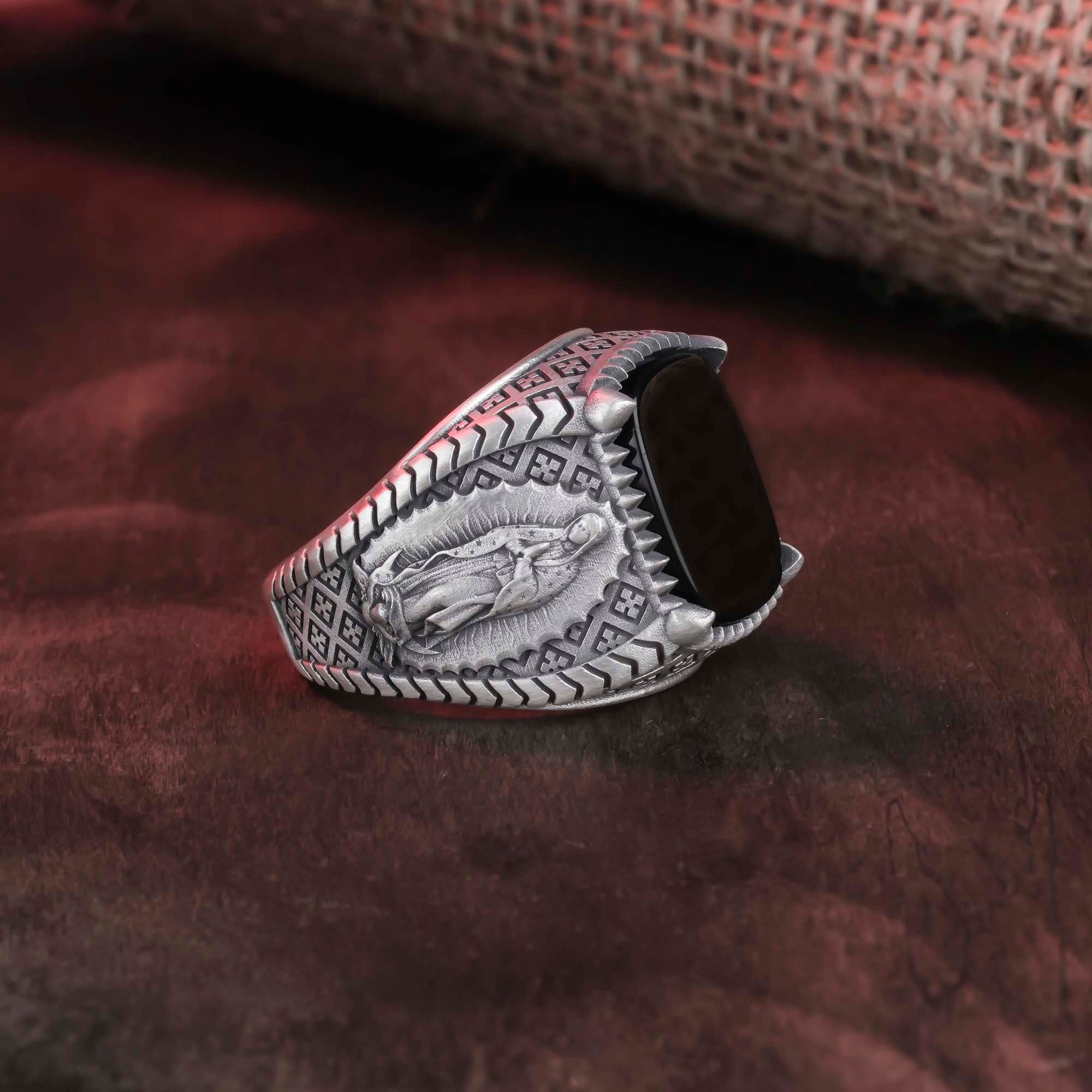 Guadalupe Ring, Christian