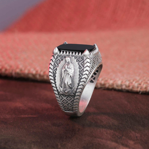 Guadalupe Ring, Christian