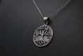 Bild in Galerie-Betrachter laden, Yggdrasil Pendant
