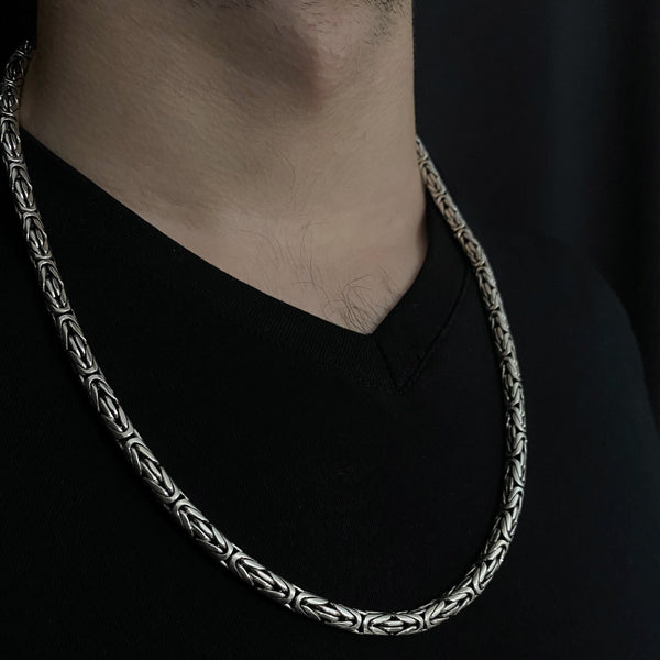 Round Byzantine Chain