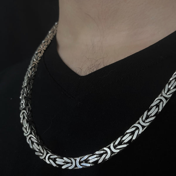 Square Byzantine Chain
