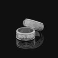 Bild in Galerie-Betrachter laden, Rotating Wedding Band Ring, Two Lions Roaring Design, Engravable Inside, Unique Symbol of Strength
