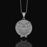 Elegant Silver Owl Necklace, Symbol of Wisdom & Night, Unique Bird Design, Timeless Fashion Accessory Polished Finish