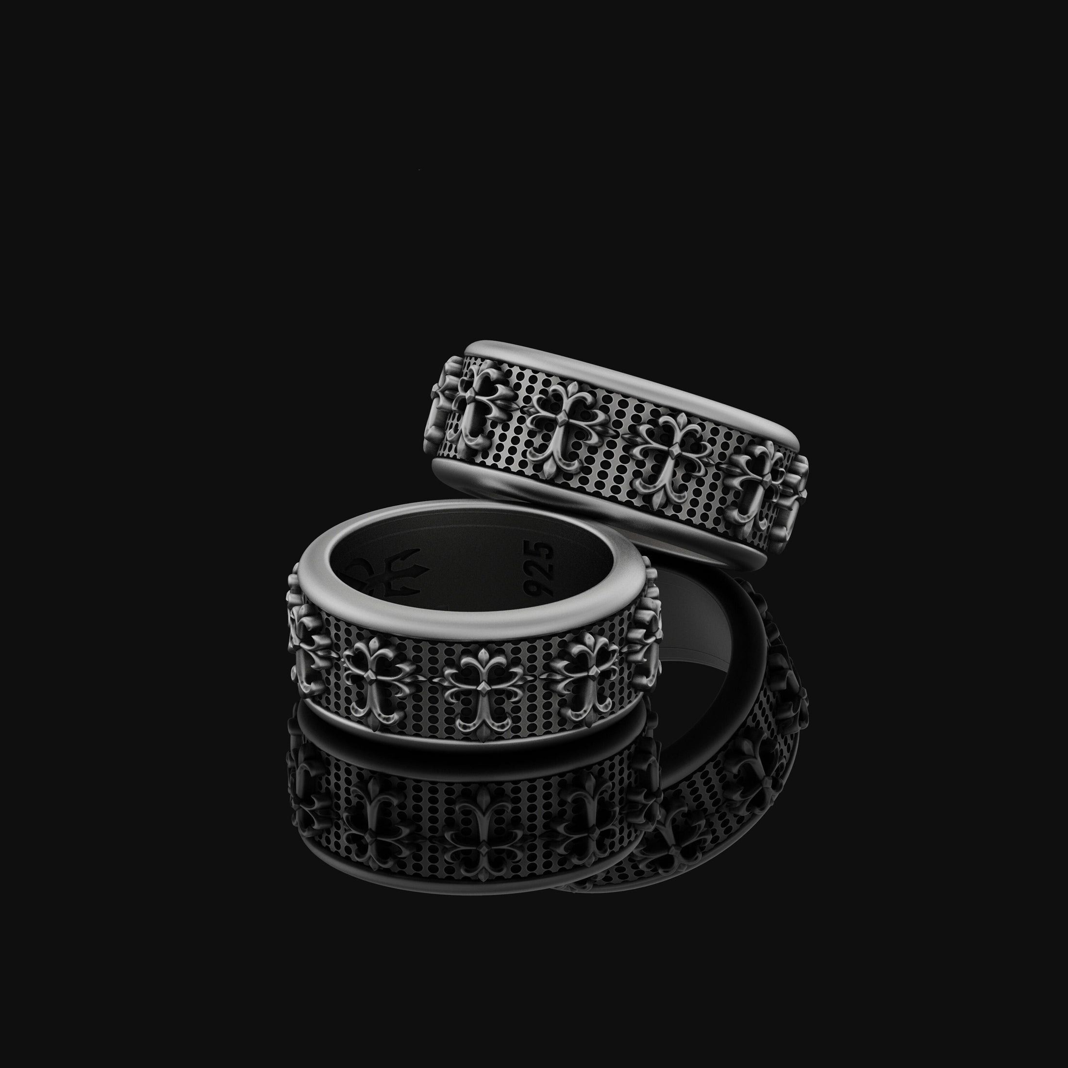 Rotating Gothic Cross Band - Engravable Oxidized Finish